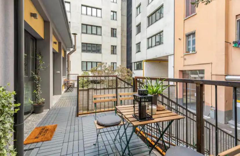 I Host Apartment - Polesine 2 Milano Exterior foto